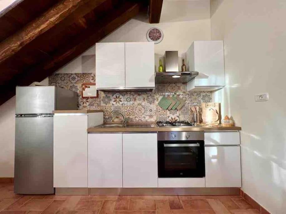 La Casina Di Nada Apartment Massa Martana Bagian luar foto