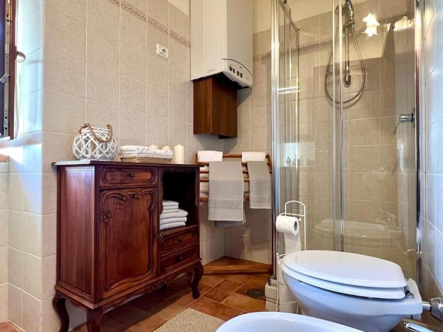 La Casina Di Nada Apartment Massa Martana Bagian luar foto