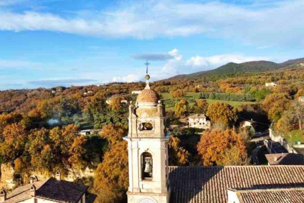 La Casina Di Nada Apartment Massa Martana Bagian luar foto