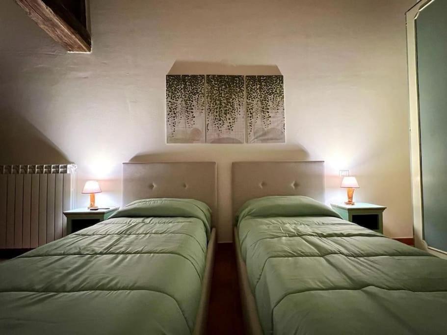 La Casina Di Nada Apartment Massa Martana Bagian luar foto