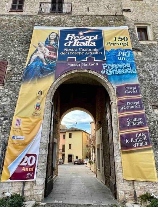 La Casina Di Nada Apartment Massa Martana Bagian luar foto