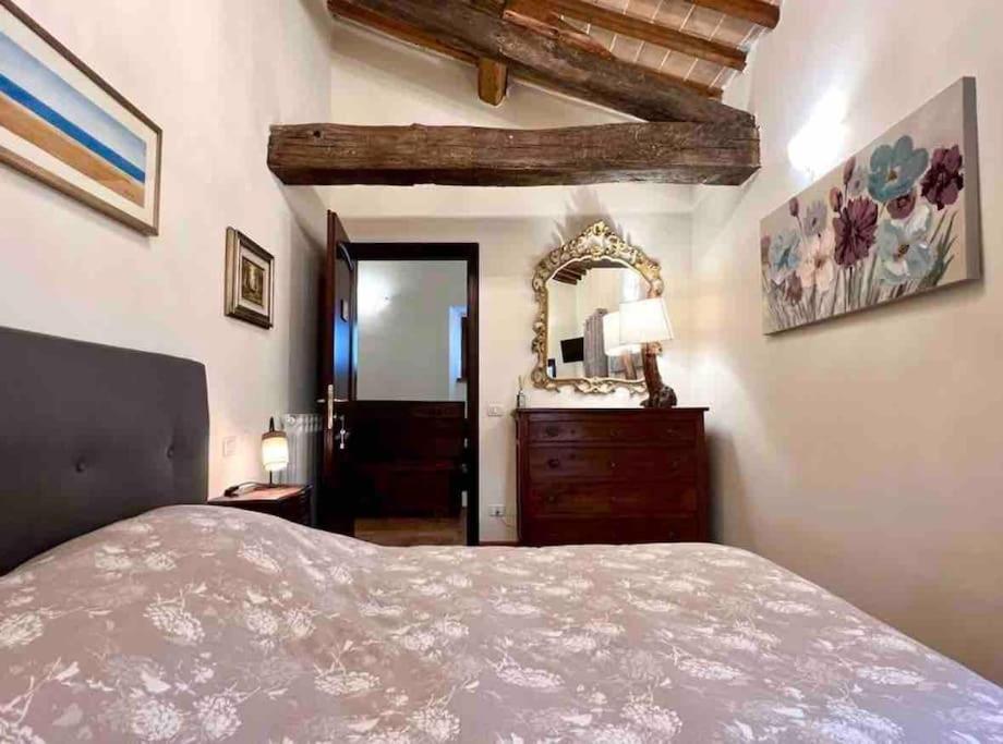 La Casina Di Nada Apartment Massa Martana Bagian luar foto