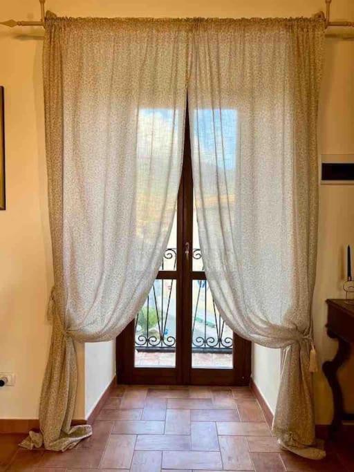 La Casina Di Nada Apartment Massa Martana Bagian luar foto