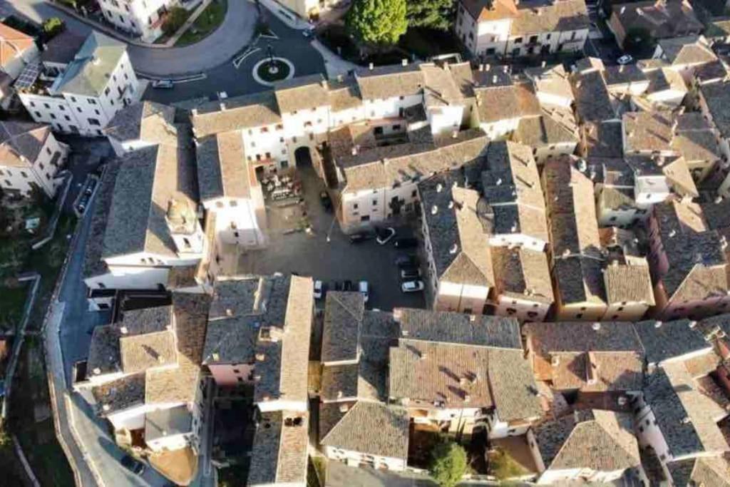 La Casina Di Nada Apartment Massa Martana Bagian luar foto
