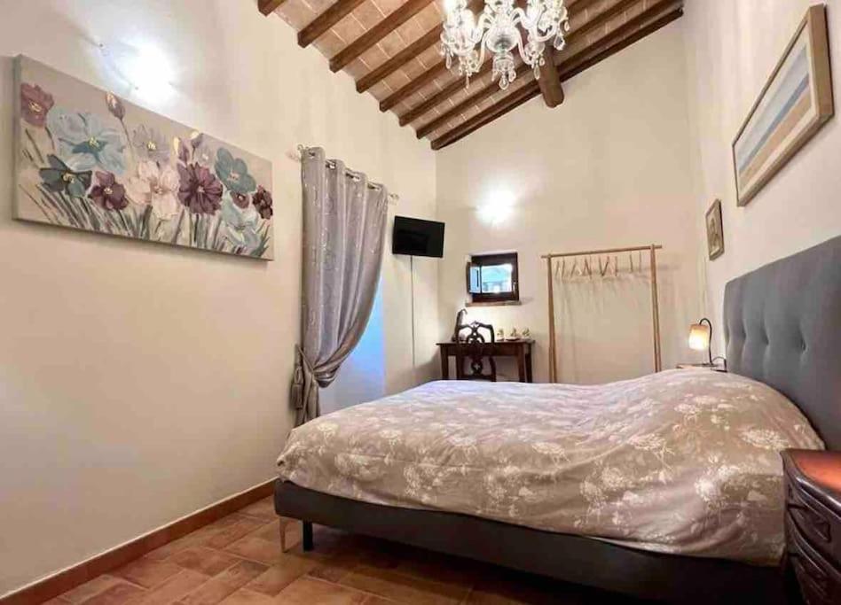La Casina Di Nada Apartment Massa Martana Bagian luar foto